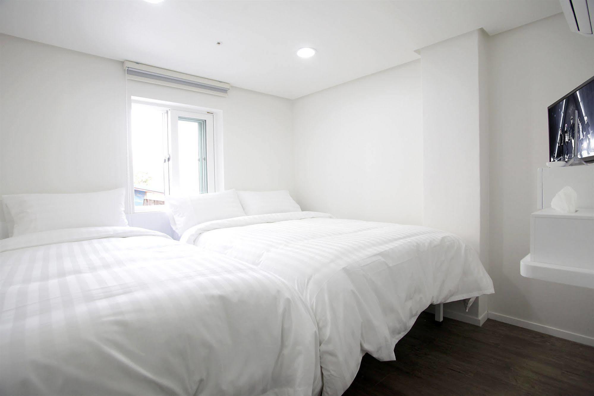 K-Pop Hotel Seoul Tower Esterno foto